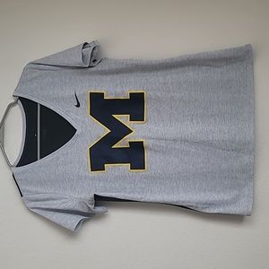 University of Michigan Nike Dri Fit T-shirt Size M